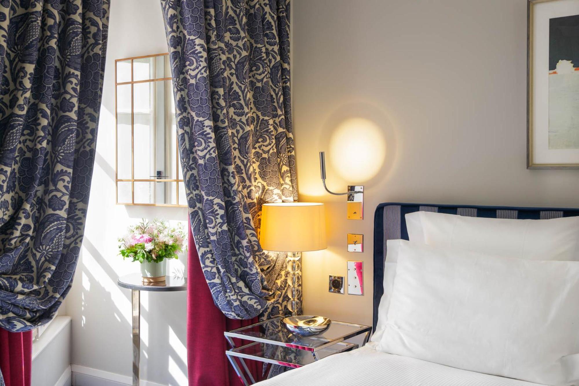 Hôtel Le Burgundy Paris Extérieur photo